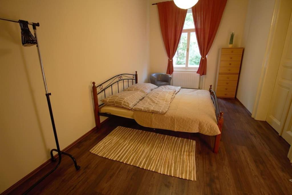 Comfort 2Bedrooms Quite Place!-Vinohrady Praga Exterior foto
