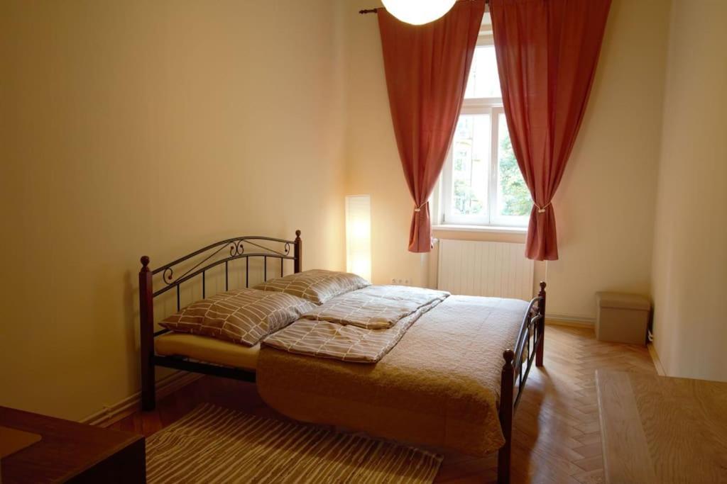 Comfort 2Bedrooms Quite Place!-Vinohrady Praga Exterior foto